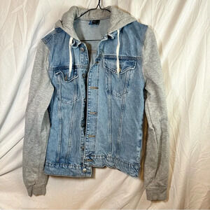 Women’s Size S dividend Blue Jean jacket Gray sweatshirt Hoodie combo  Stretch